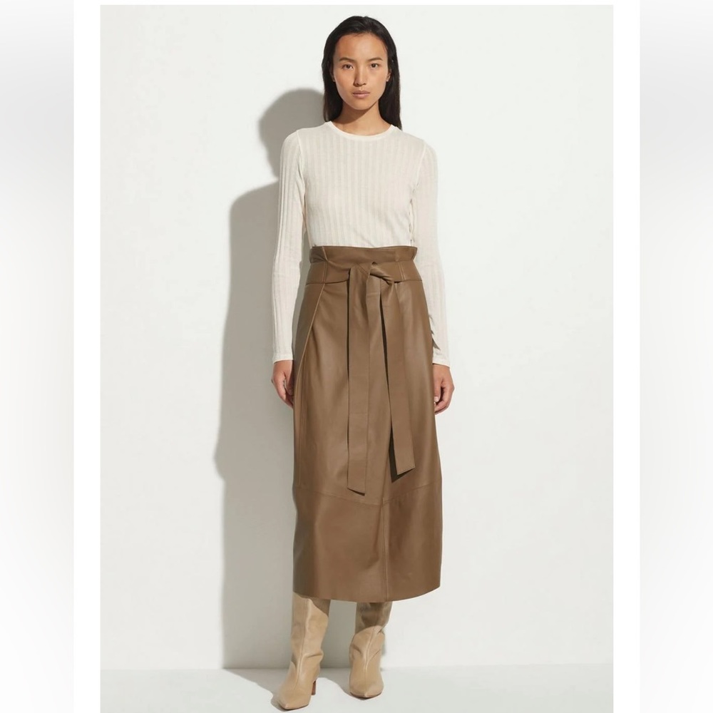 Vince Belted Lambskin Leather Skirt- NWT 6‎